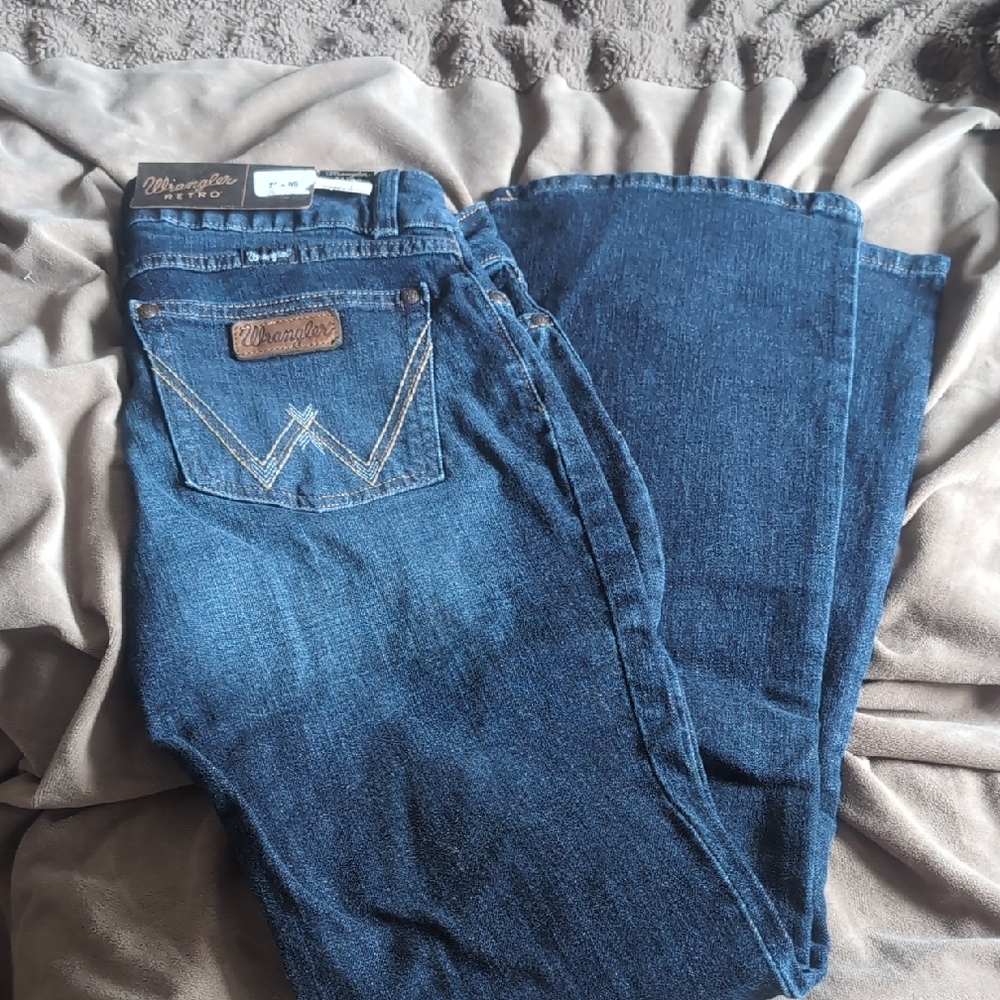 Wrangler Women's Retro Boot Cut Jeans